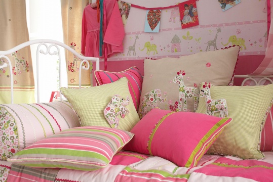 Thelittlefriendszoom24 2